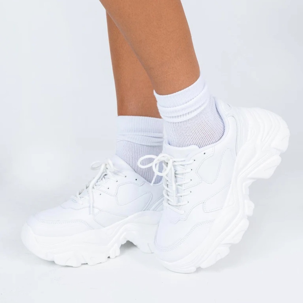 PRINCESS POLLY SNEAKERS